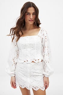 Anglaise Balloon Sleeve Blouse