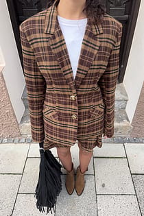 Marked Waist Checked Blazer
