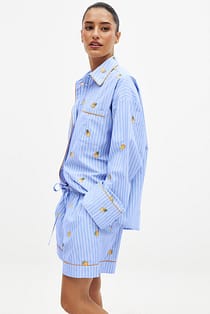 Embroidery Detail Loose Shorts