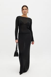 Metallisk strikket maxinederdel