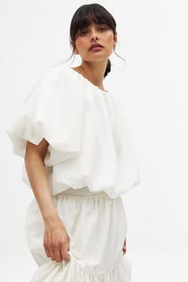 Puff Sleeve Volume Blouse