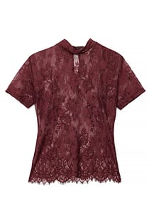 Kortærmet bluse med blonder