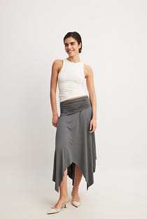 Soft Line Handkerchief Skirt