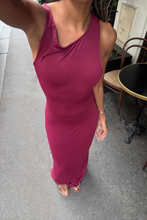 Wine Red Maxikleid mit offenem Rücken