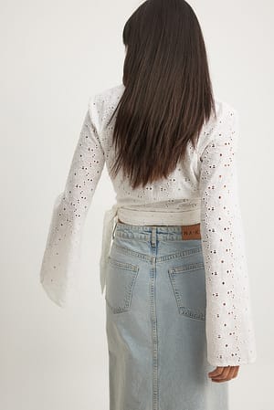 Image 2 of 5