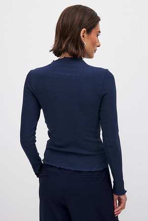Image 2 of 4