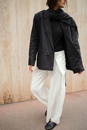 Offwhite Wijde broek met riemdetail