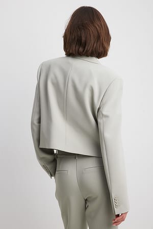 Image 2 of 6