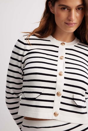 Strikket cardigan med striper og boksfasong