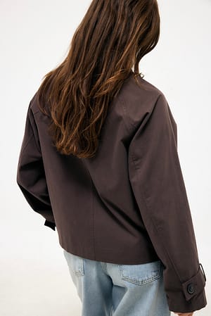 Image 2 of 6