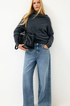 Grey Melange Borstad ull batwing stickad tröja
