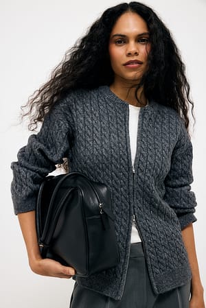 Dark Grey Derber Strickpullover mit Reißverschluss
