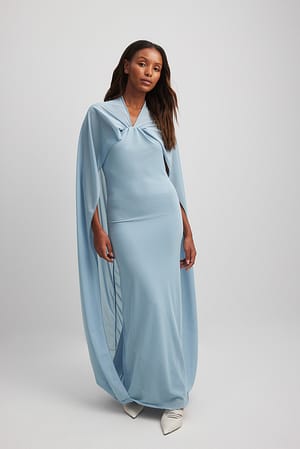 Robe cape longue