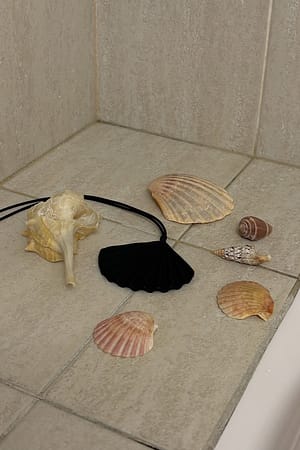 Image 6 of 6