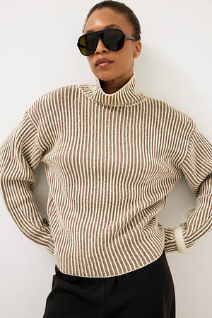 Chunky Ribbed Contrast Knitted Sweater