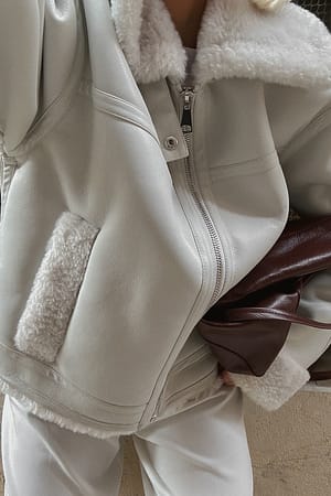 Image 5 of 7