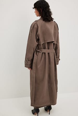Image 2 of 6