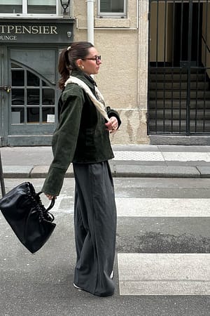 Image 6 of 9