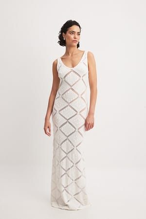 Gehäkeltes Maxi-Strickkleid