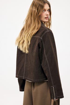 Image 2 of 8