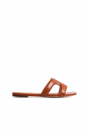 Cut Out Flats