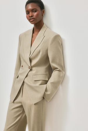 Image 3 of 7