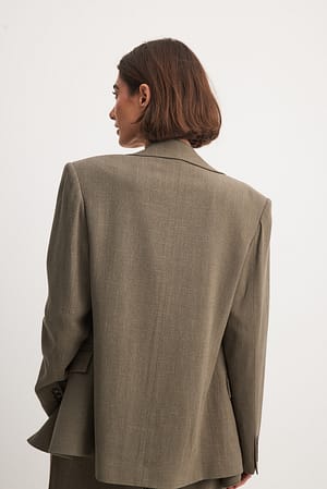 Image 2 of 7