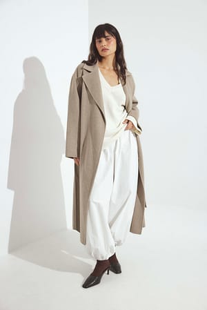 Image 3 of 6