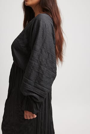 Image 4 of 5