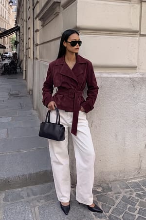 Burgundy Faux-Suede Kurzer Trenchcoat