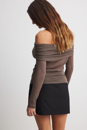Image 2 of 6