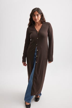 Fein gestrickter Maxi-Cardigan