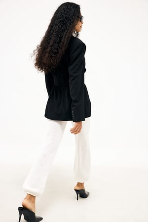 Image 2 of 6