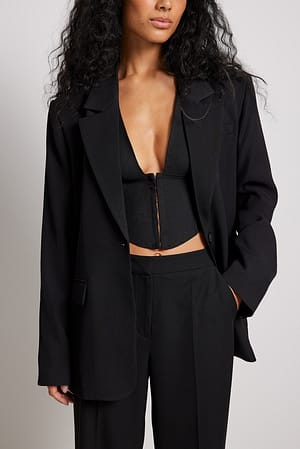 Tailliertes Neckholder-Top