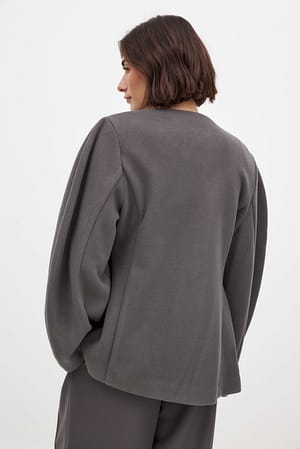 Image 3 of 6
