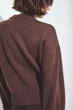 Image 2 of 8