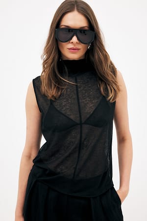 Black Mouwloze top met trechterhals