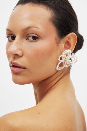 White Big Pearl Flower Earrings