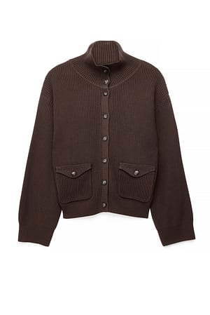 Dark Brown Cardigan med tung ribb og lommedetalj