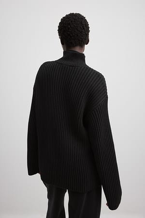 Image 2 of 6