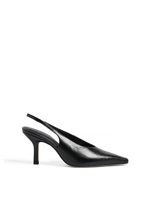 Black Pumps med høj udskæring og slingback
