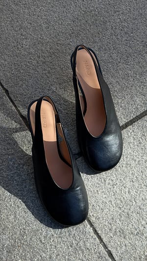 Black Runde Slingback-Pumps