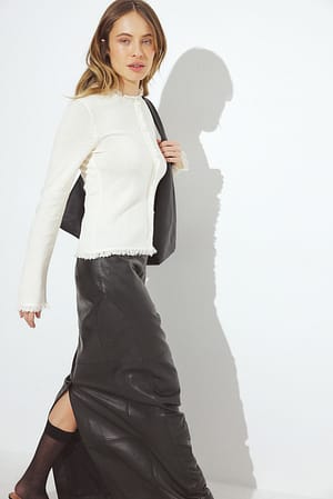 Image 3 of 7