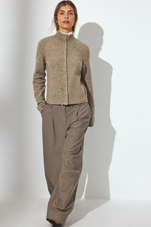 Image 2 of 7