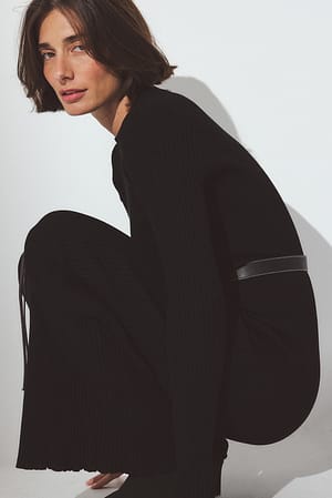 Image 2 of 7