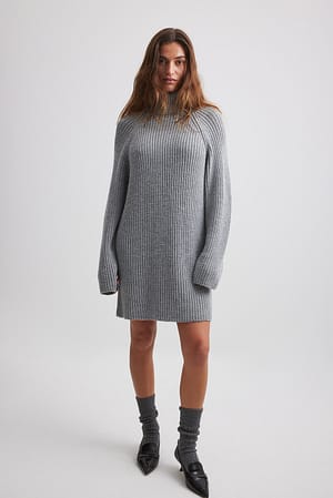 Image 4 of 5