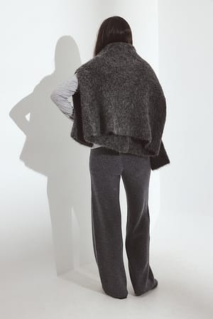 Image 3 of 8