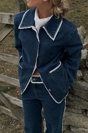 Image 4 of 7