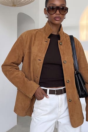 Chocolate Brown Belterem i skinn med firkantet spenne