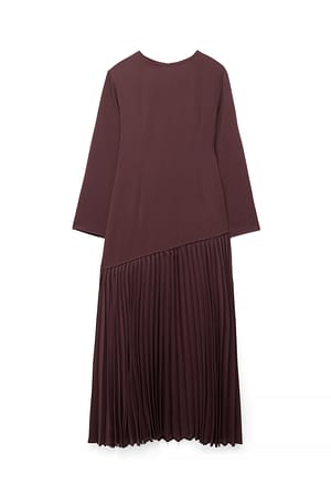 Dark Plum Long Sleeve Asymmetric Plisse Skirt Maxi Dress